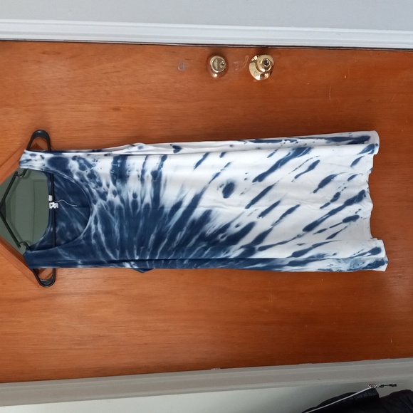 Cable And Gauge Blue And White Tie Dye Sleeveless Dress - Picture 1 of 4